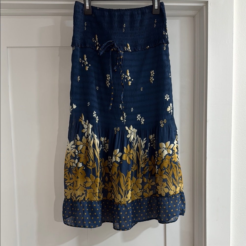 EUC Strapless Zara Dress